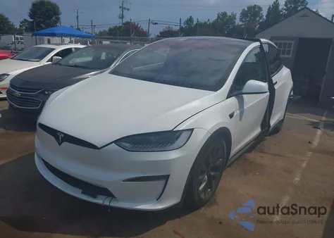 2025 Tesla Model X Long Range z USA, uszkodzony, nr VIN 7SAXCDE54SF468578